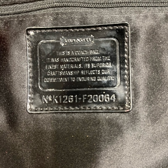 Coach purse! EUC, from a smoke free, pet friendly home! Measures approx 14”x11” - Picture 3 of 5